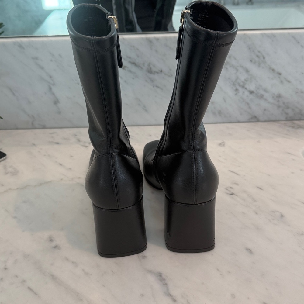 Gianvito Rossi Black Heeled Boots. Wore once. Size 37 - Picture 3 of 6